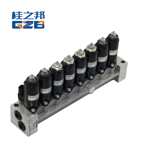 三一215c-9挖掘機配件
